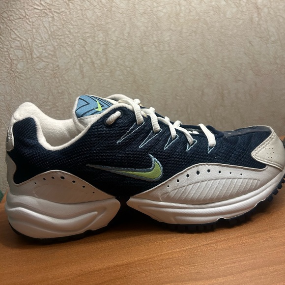 Nike Icarus 85 Classic Women’s Sneakers - Picture 8 of 8